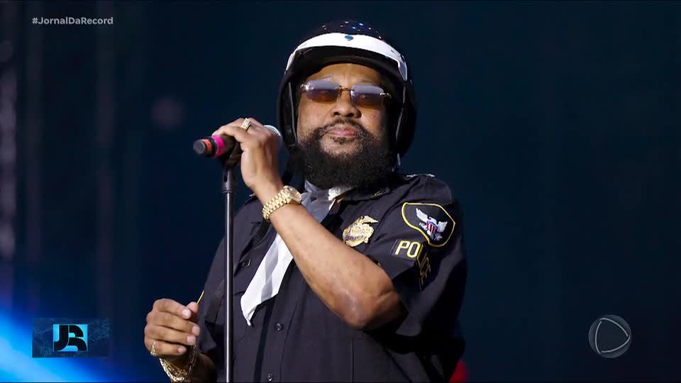 Morre aos 74 anos o cantor Victor Willis, o policial nas famosas coreografias da música ‘Y.M.C.A’