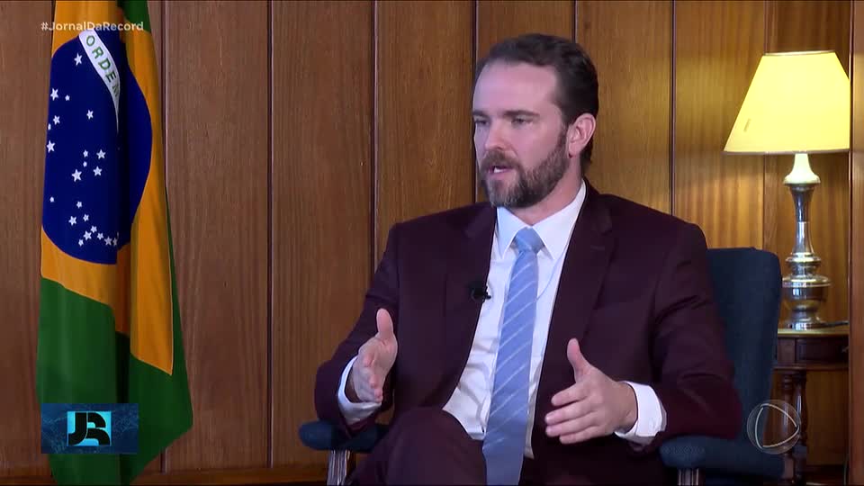 Exclusivo: ministro Dario Durigan repercute sanções dos EUA contra suspeitos de pertencer ao PCC