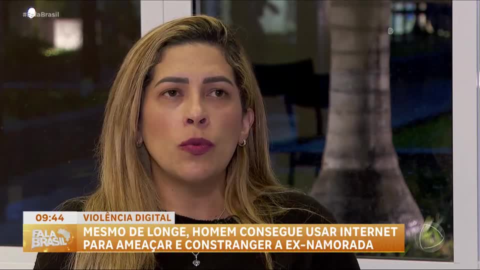 Mulher é vítima de perseguição e ameaças do ex-namorado pela internet há dez anos