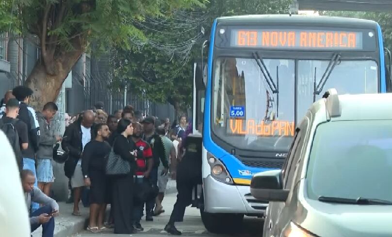 Nova reunião entre rodoviários e empresas de ônibus acontece nesta segunda (6) no TRT do Rio