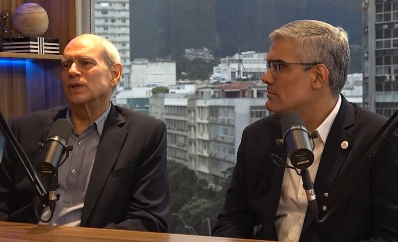 Saúde dos olhos: a história por trás do famoso colírio Moura Brasil e as inovações na oftalmologia