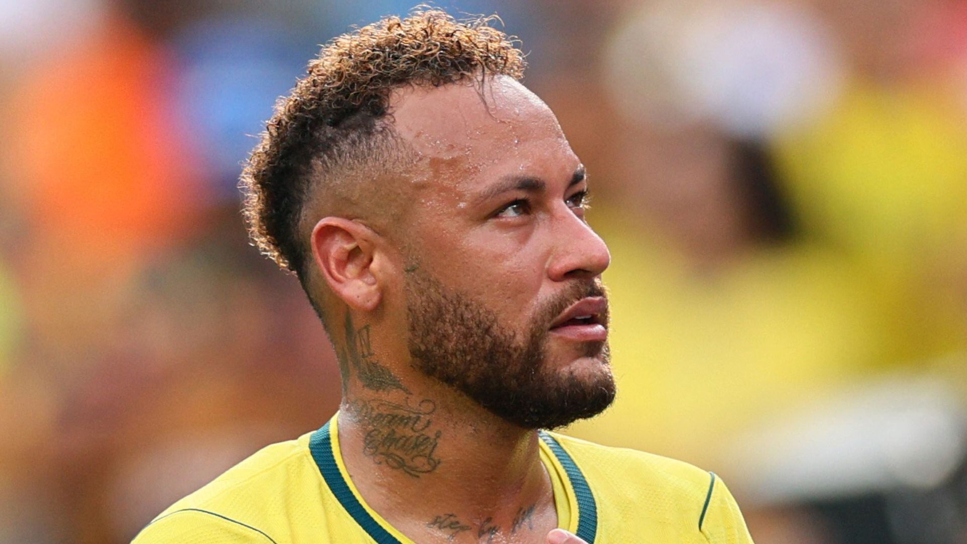 Empresário diz que vendeu três casas em Santos (SP) sem saber que o Pix era de Neymar