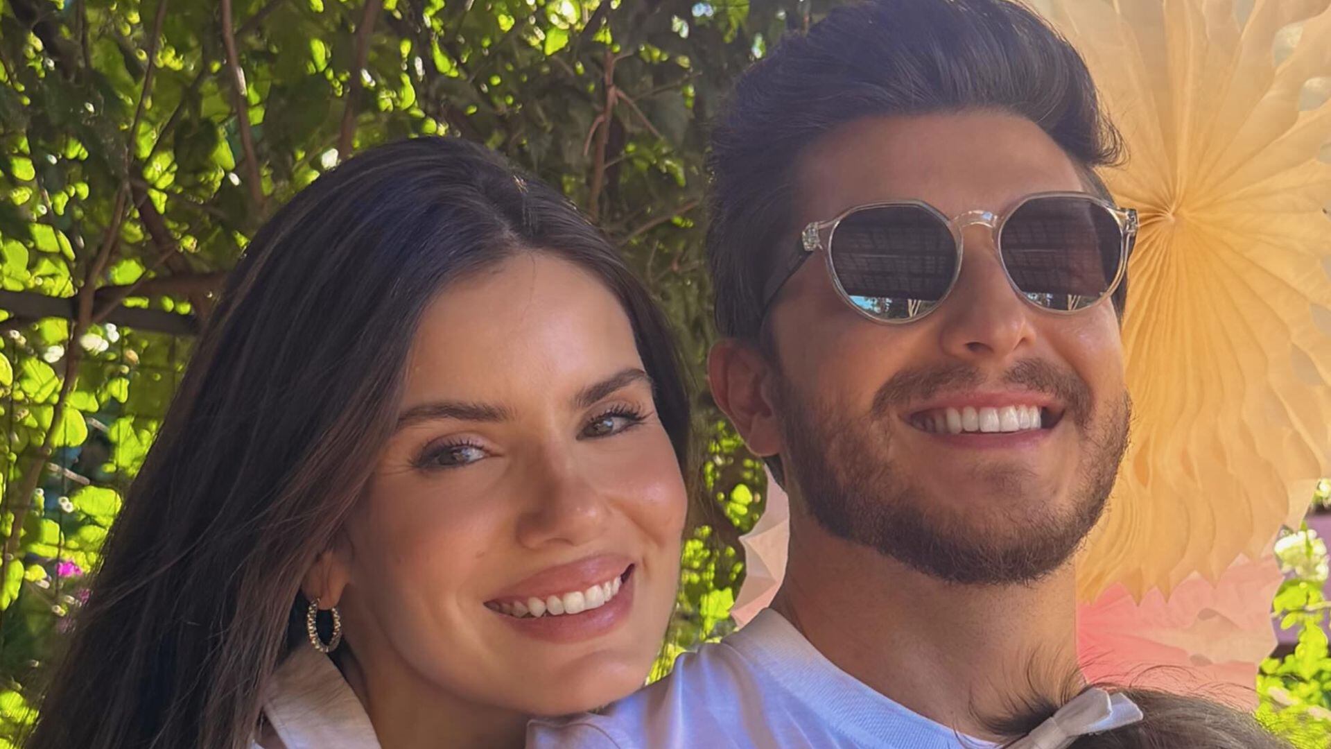 Camila Queiroz revela decisão de armazenar células-tronco da filha; saiba por quê