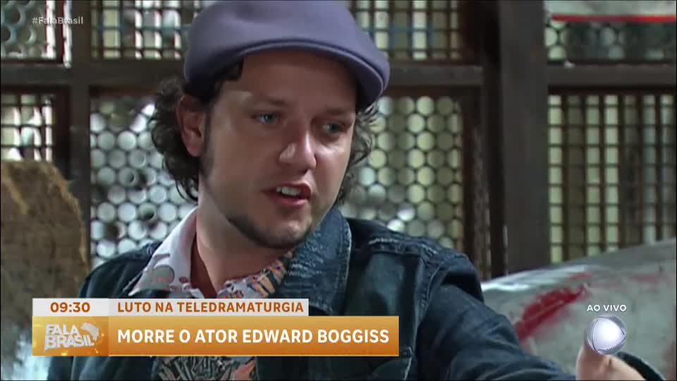 Ator Edward Boggis morre aos 49 anos
