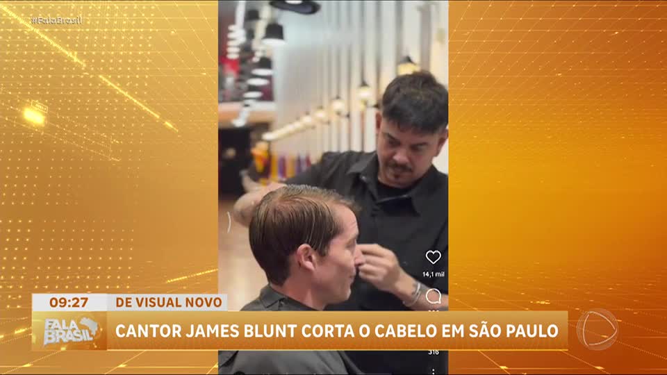 Cantor James Blunt corta o cabelo e aparece de visual novo em São Paulo