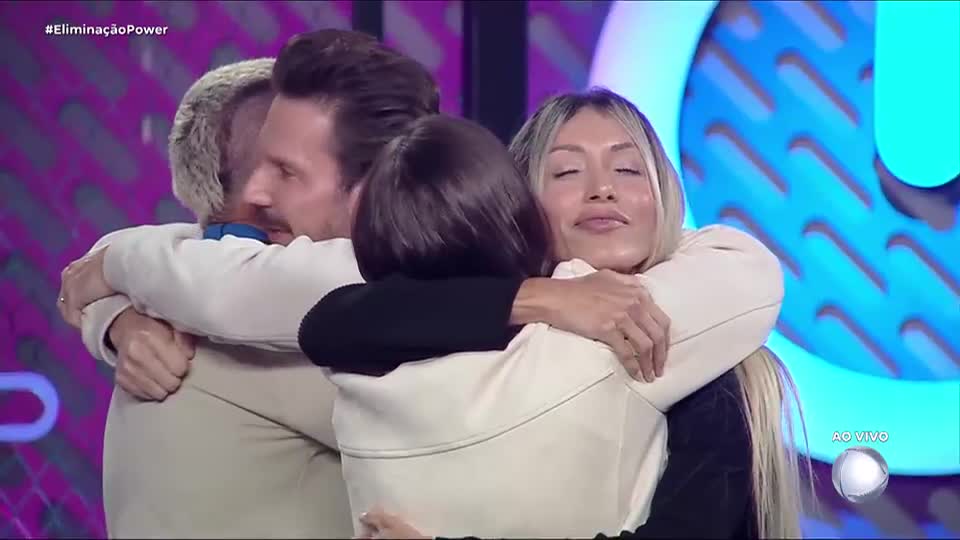 Conheça o último casal finalista do Power Couple
