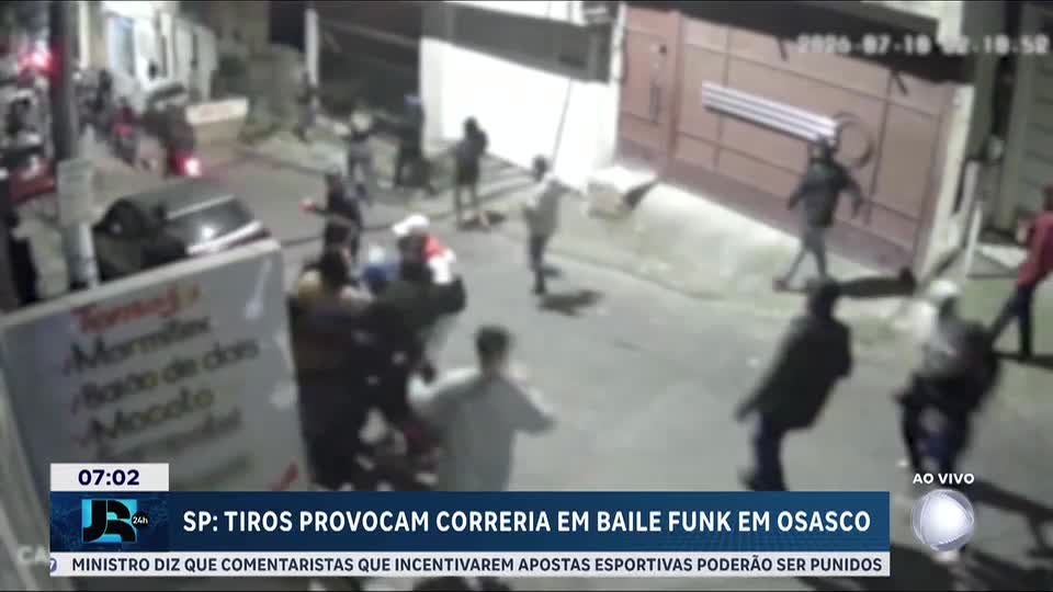 Polícia sofre ataque durante abordagem em baile funk em Osasco