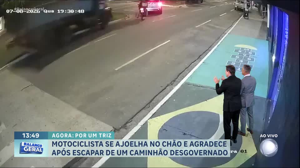 Dentro da Notícia: Motociclista escapa por pouco de acidente com caminhão desgovernado
