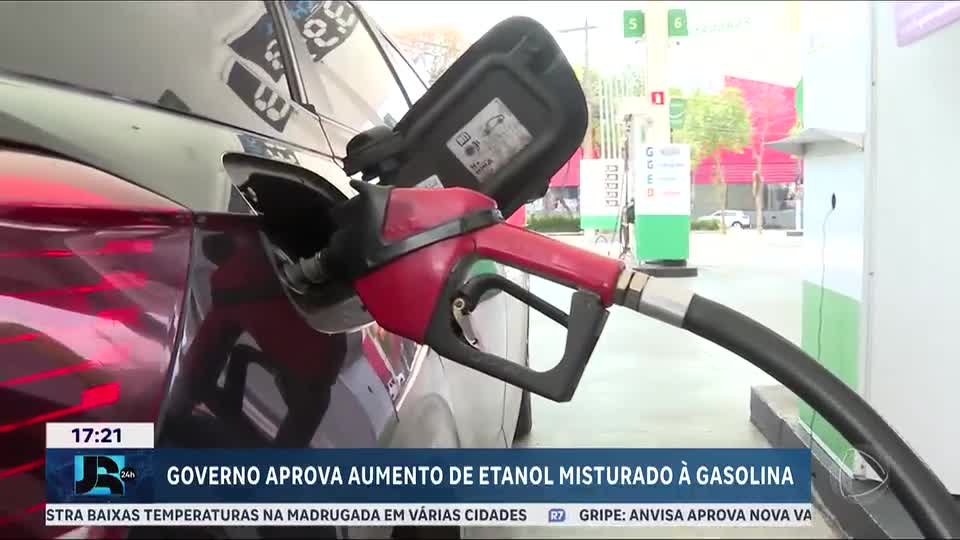 Governo aprova aumento da mistura do etanol à gasolina para conter impacto da alta dos combustíveis