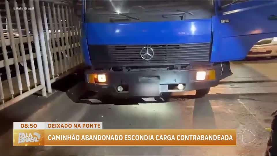 Caminhão abandonado na Ponte da Amizade revela contrabando