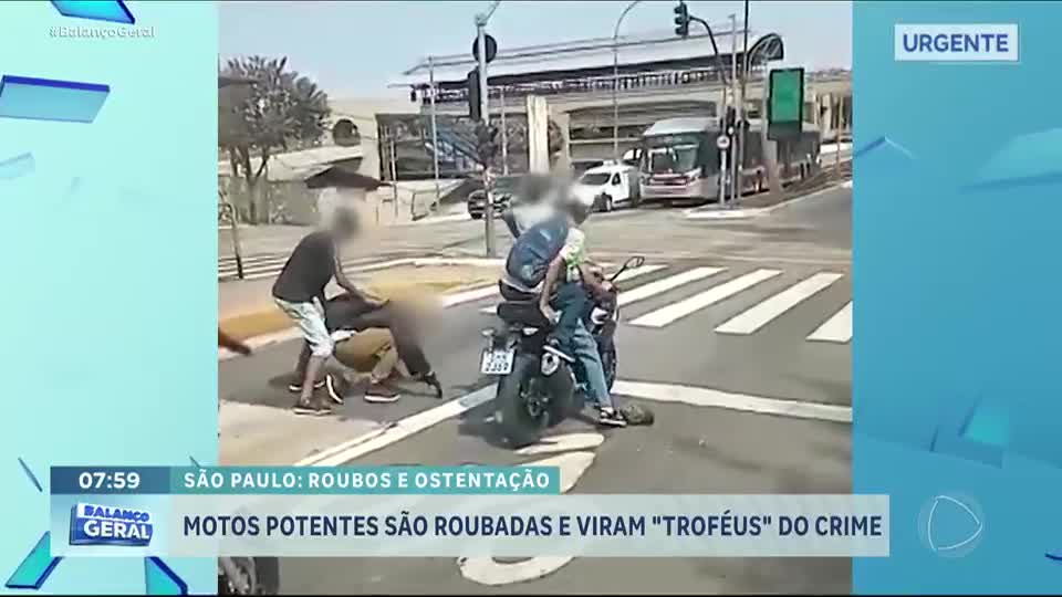 Bandidos ostentam motos de luxo roubadas como troféus nas redes sociais e em pancadões