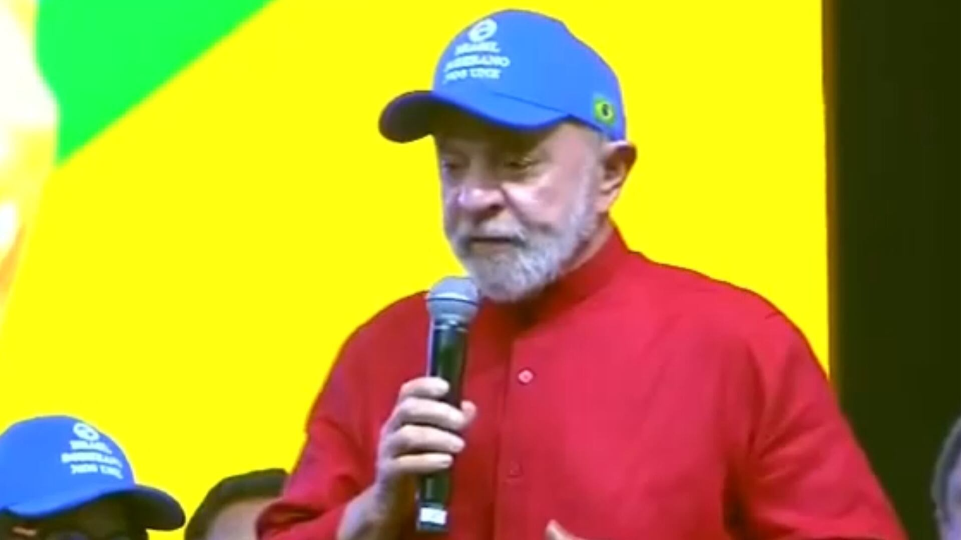 ‘Demos oportunidade enquanto não podíamos fazer universidades’, diz Lula em evento da UNE