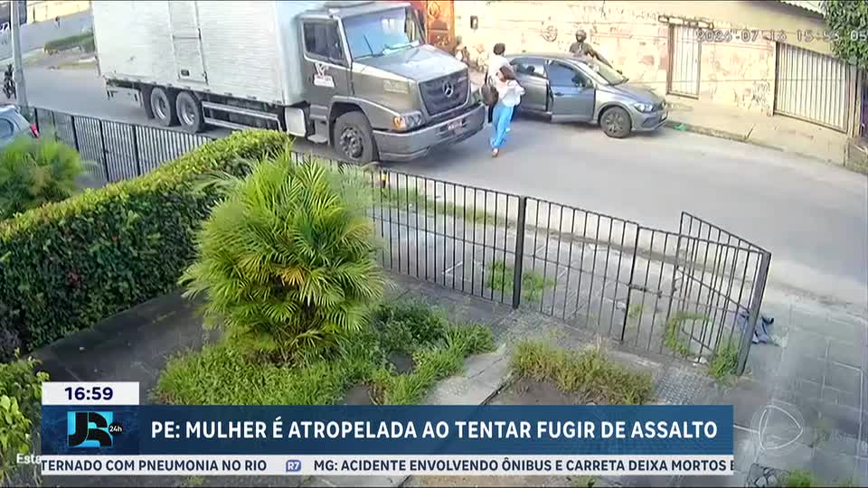 Mulher é atropelada por caminhão ao tentar fugir de assalto no Recife (PE)