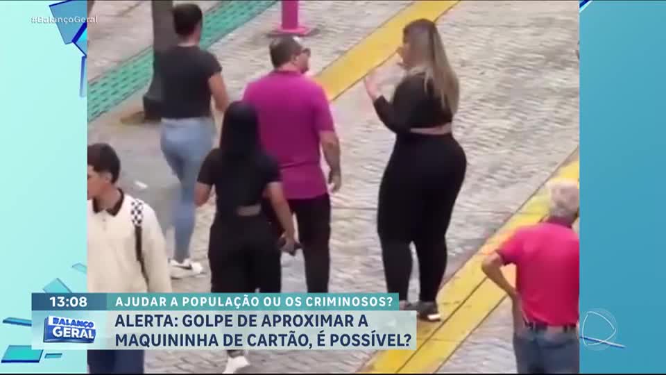 Criminosos roubam dinheiro de vítimas na rua com maquininhas de cartão por aproximação