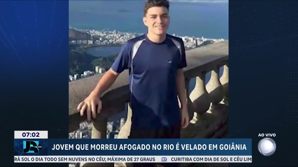 Adolescente que morreu afogado na praia de Copacabana (RJ) é enterrado em Goiânia (GO)