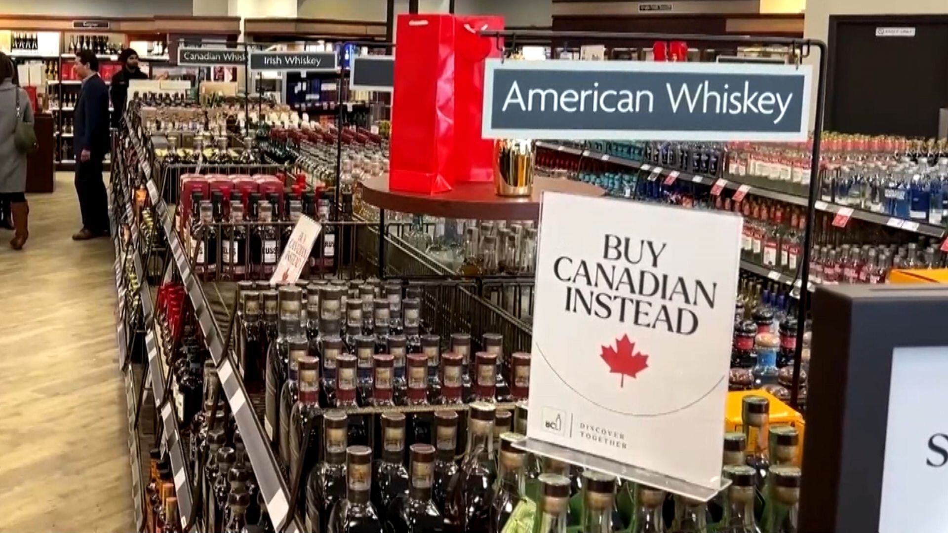 EUA anunciam tarifa de 50% sobre produtos do Canadá