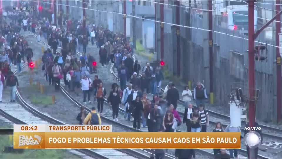 Incêndio em trem causa caos no transporte público de São Paulo nesta quinta (23)
