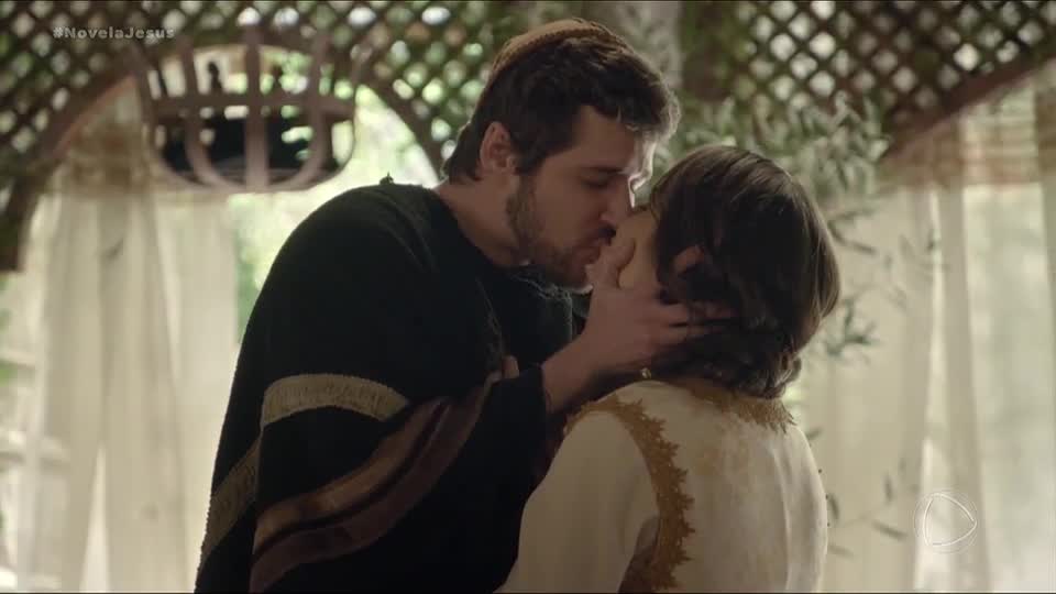 Deborah aceita se casa com Tiago Justo | Jesus