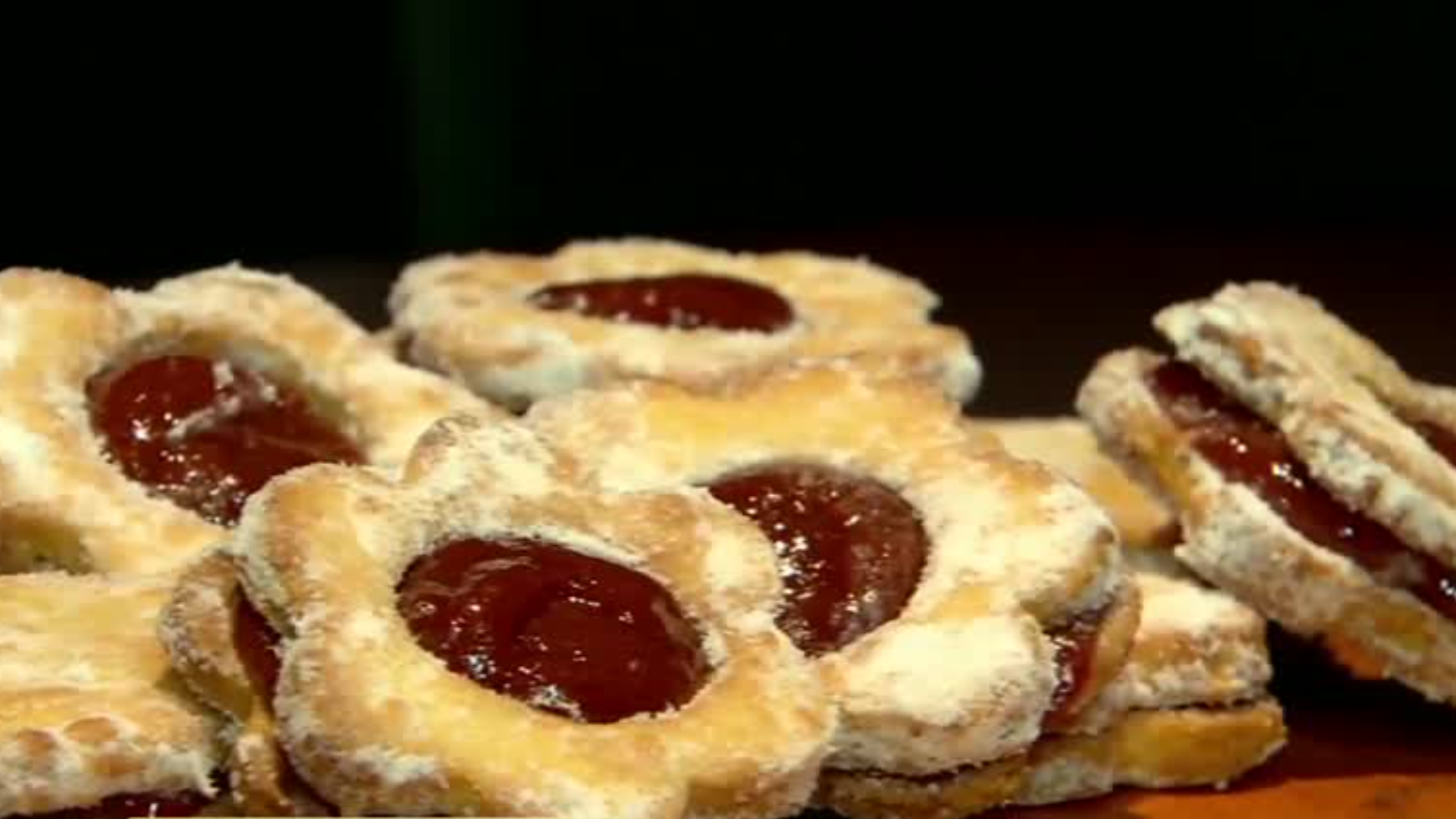 Quitandas e Quitandeiras: aprenda receita de biscoito de queijo com goiabada