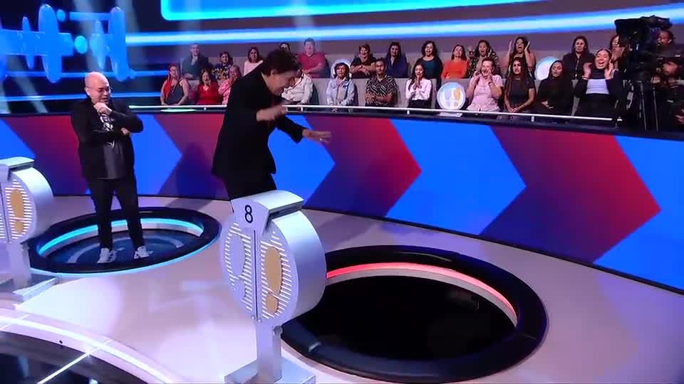 Confira os famosos que disputarão o grande prêmio do Acerte ou Caia! deste domingo (2)