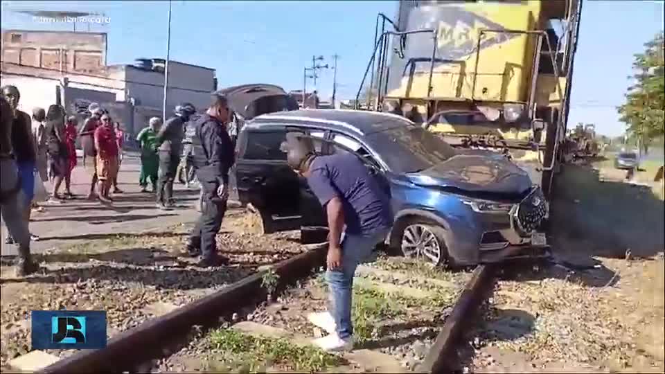 Dois acidentes com trens acontecem em pontos diferentes do RJ