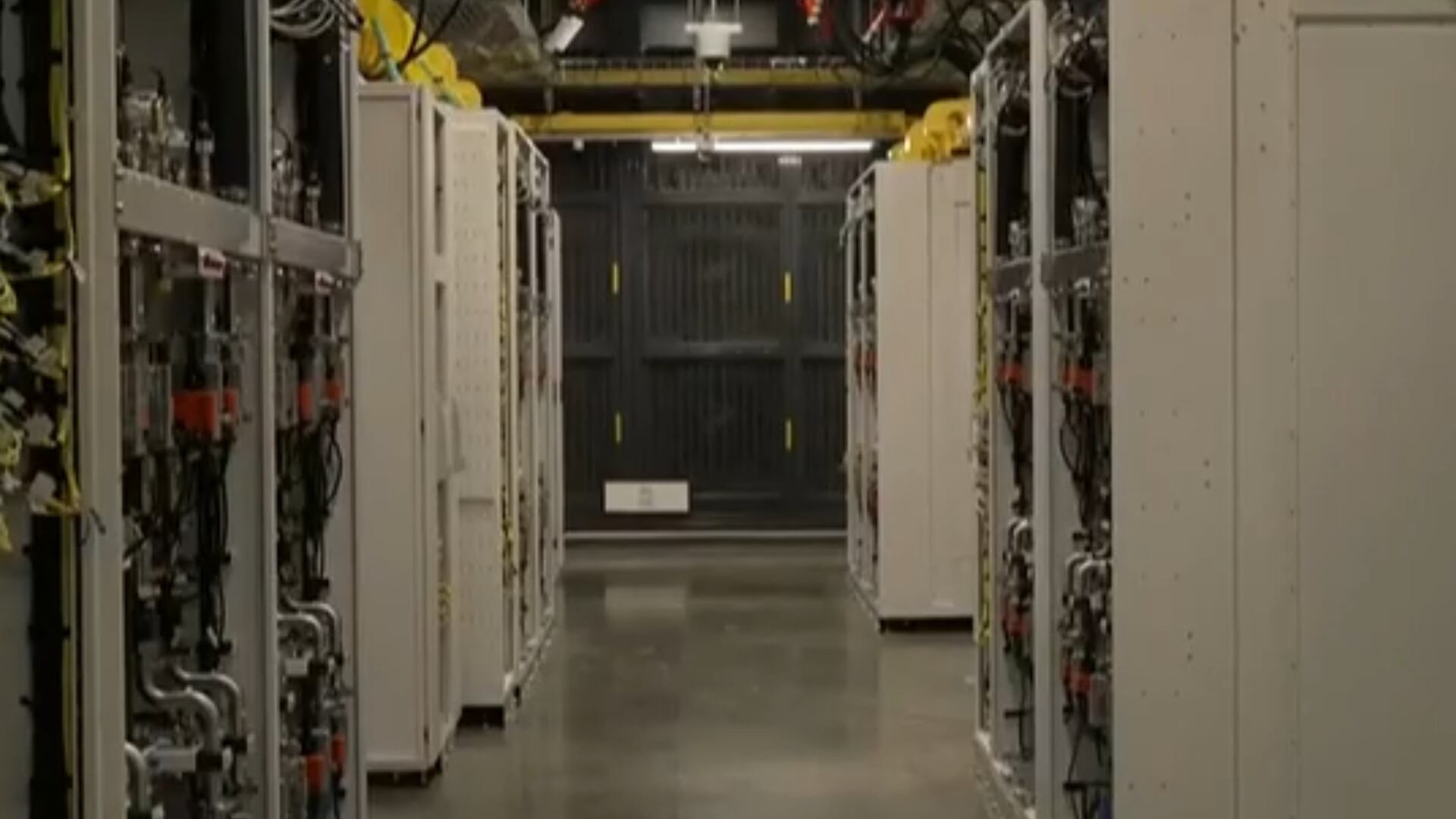 UE deve investir na construção de sete gigafábricas de IA