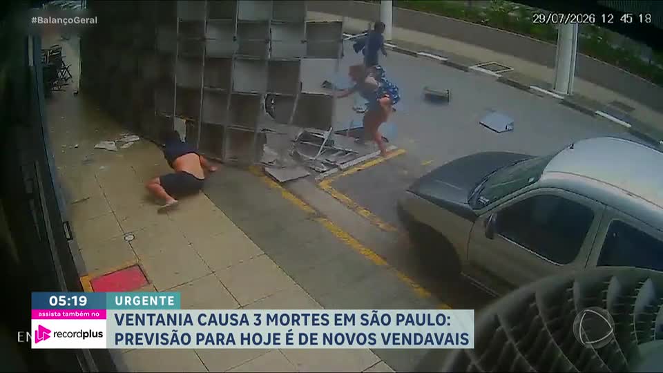 Ventania de até 130 km/h em São Paulo causa três mortes e destruição