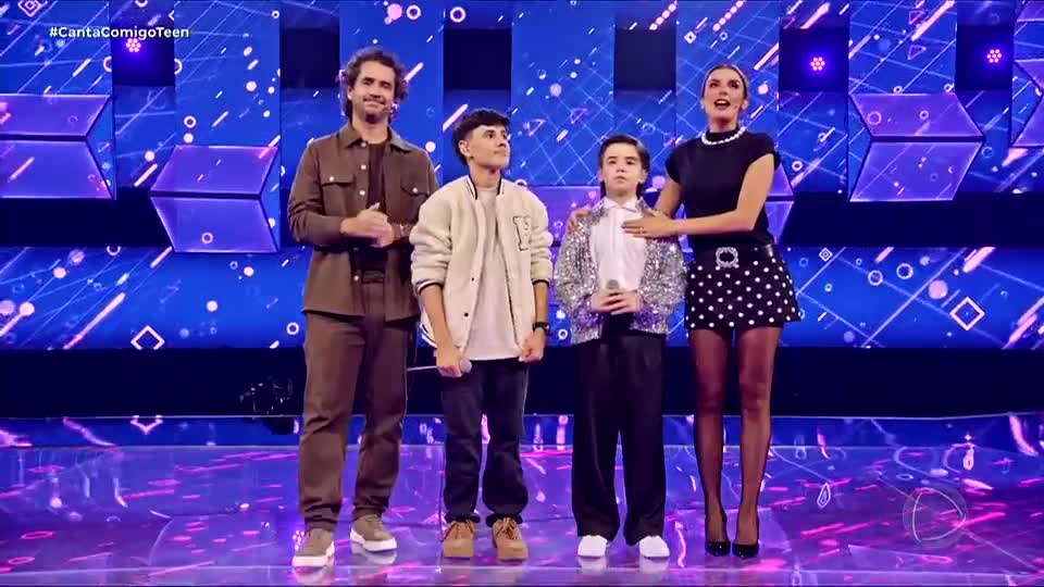 Matheus vence duelo contra Arthurzinho com música de Guilherme Arantes e classifica para a semifinal