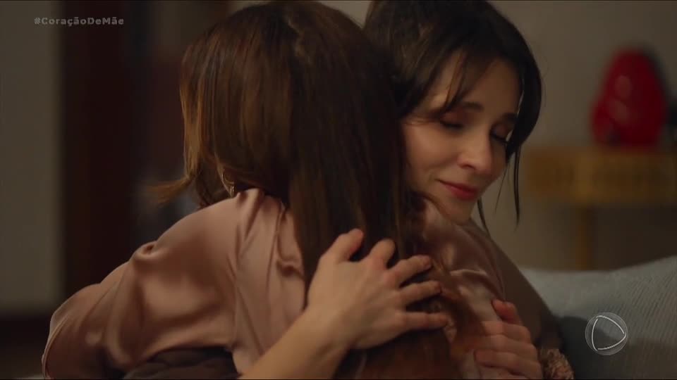 Irmak revela para Karsu que está grávida | Coração de Mãe