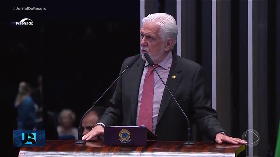 PF identifica mais de 70 ligações entre Jaques Wagner e Augusto Lima, ex-sócio do Banco Master