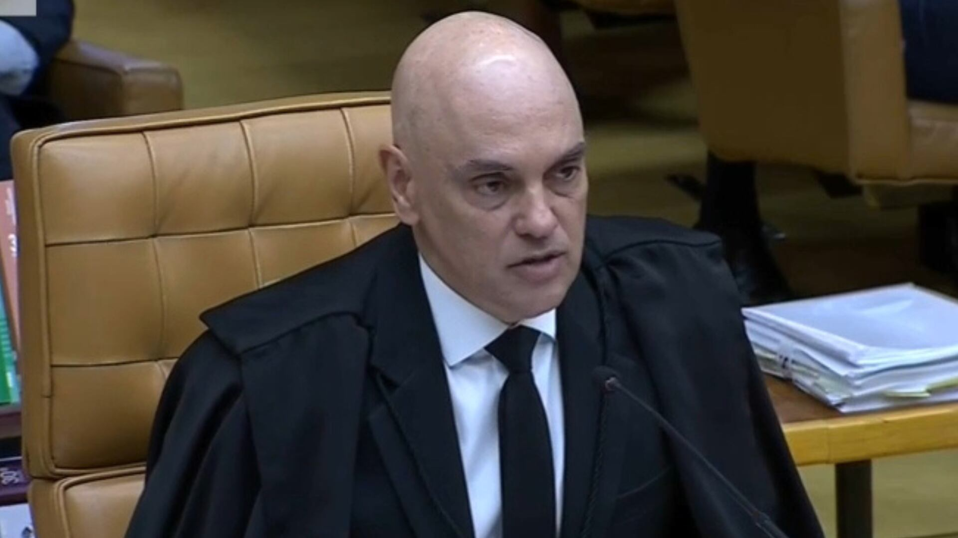 Sem citar nomes, Moraes classifica ação de brasileiros contra o STF como ‘covarde e traiçoeira’