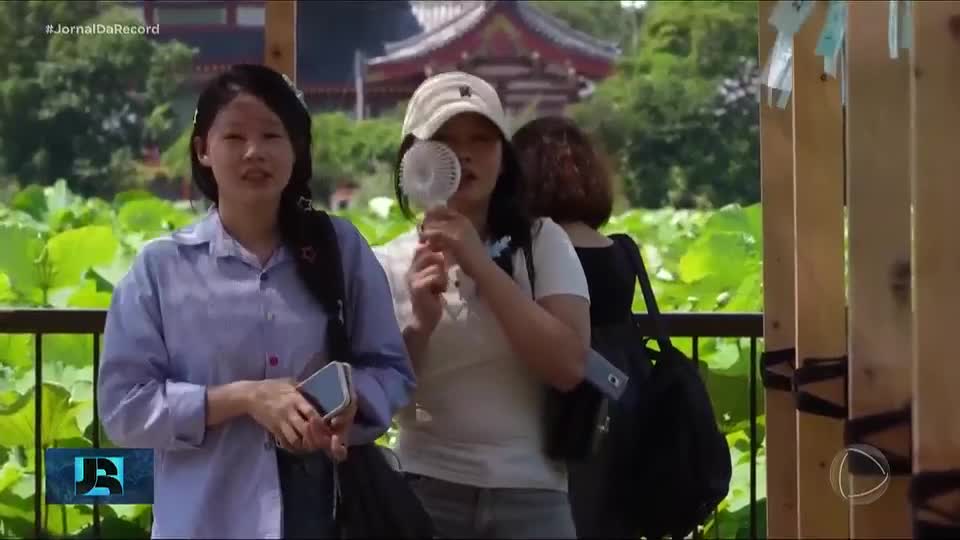 Japão enfrenta calor extremo e registra 10 mil internações em hospitais em uma semana