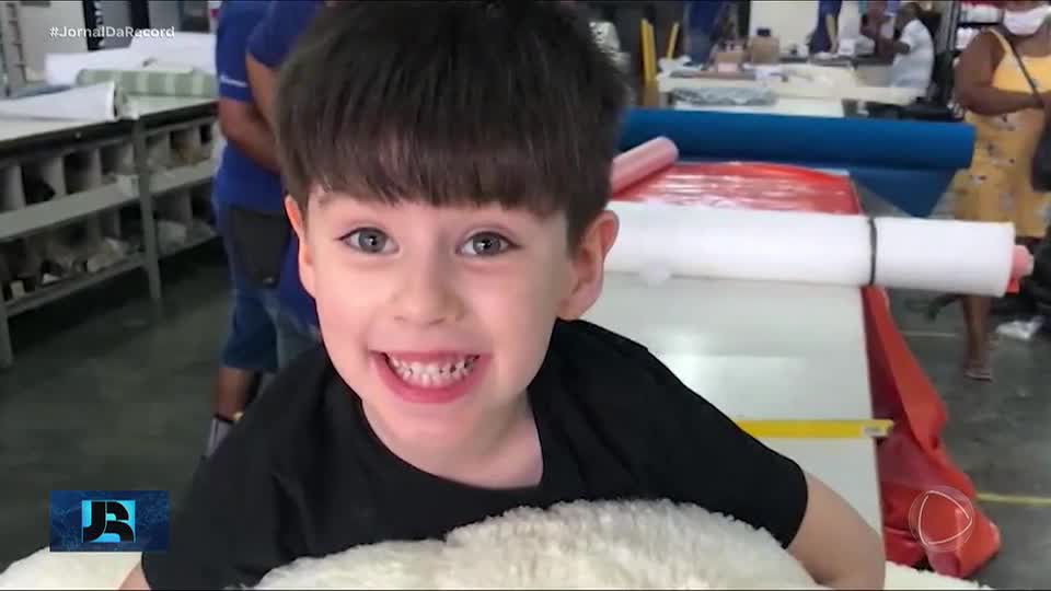 Rua em Belo Horizonte ganha nome de Henry Borel como alerta para a violência infantil