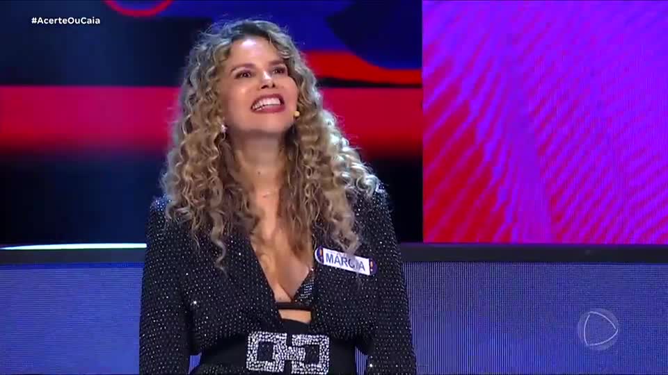 Borrachudo! Márcia Freire esquece nome de inseto e dá adeus ao game show