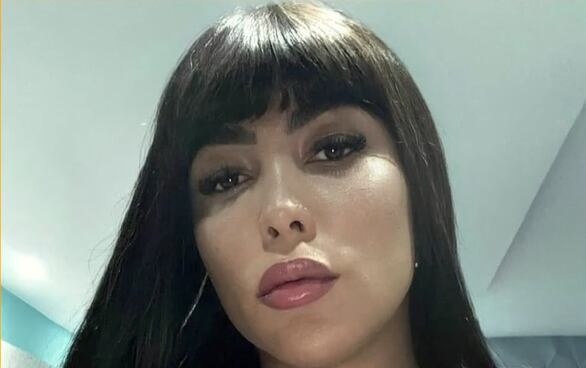 Mulher investigada por roubo e extorsão é presa após denúncia de cliente em São Cristóvão, no Rio