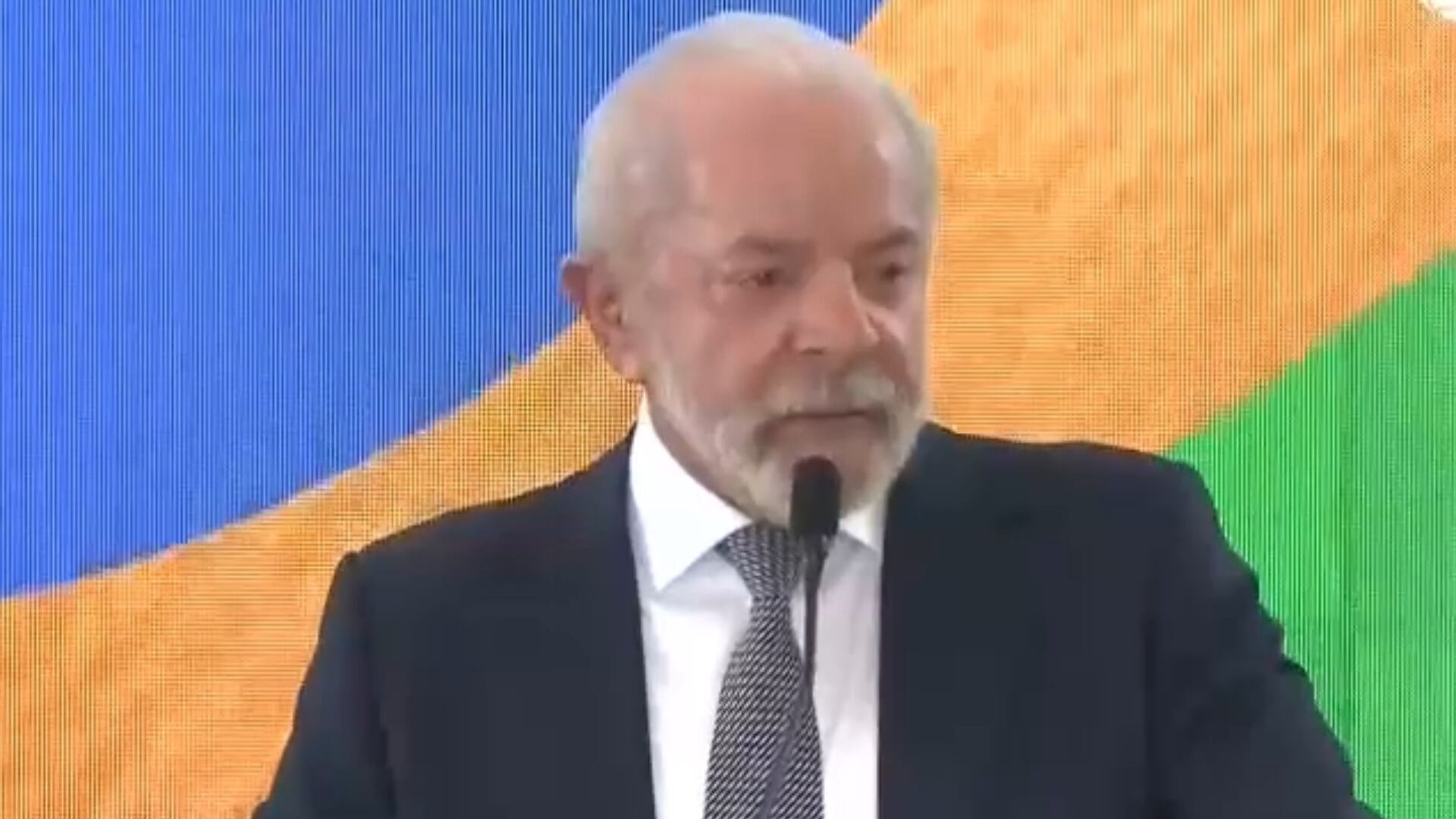 Lula: 'Não quero falar do que aconteceu com o outro cidadão que tentou dar um golpe'; veja