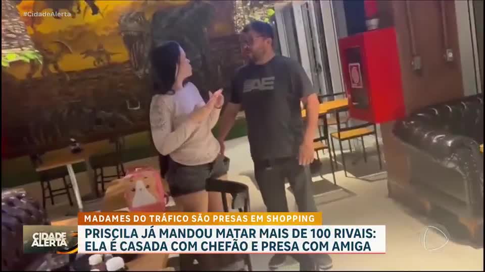 ‘Mana Isa’ é surpreendida em shopping ao ser presa por mandar matar mais de cem pessoas