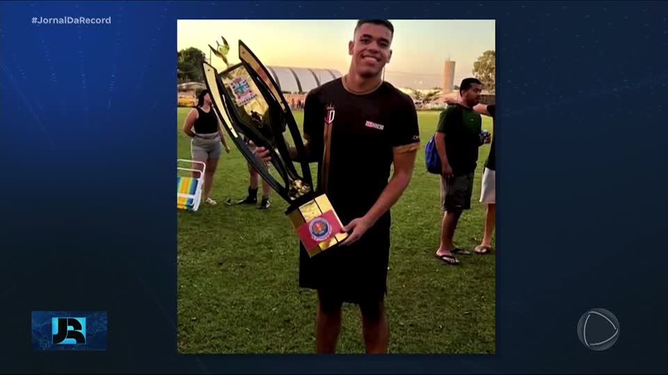 Jovem tem parada cardíaca, fica quase dez minutos sem batimentos e se recupera sem nenhuma sequela
