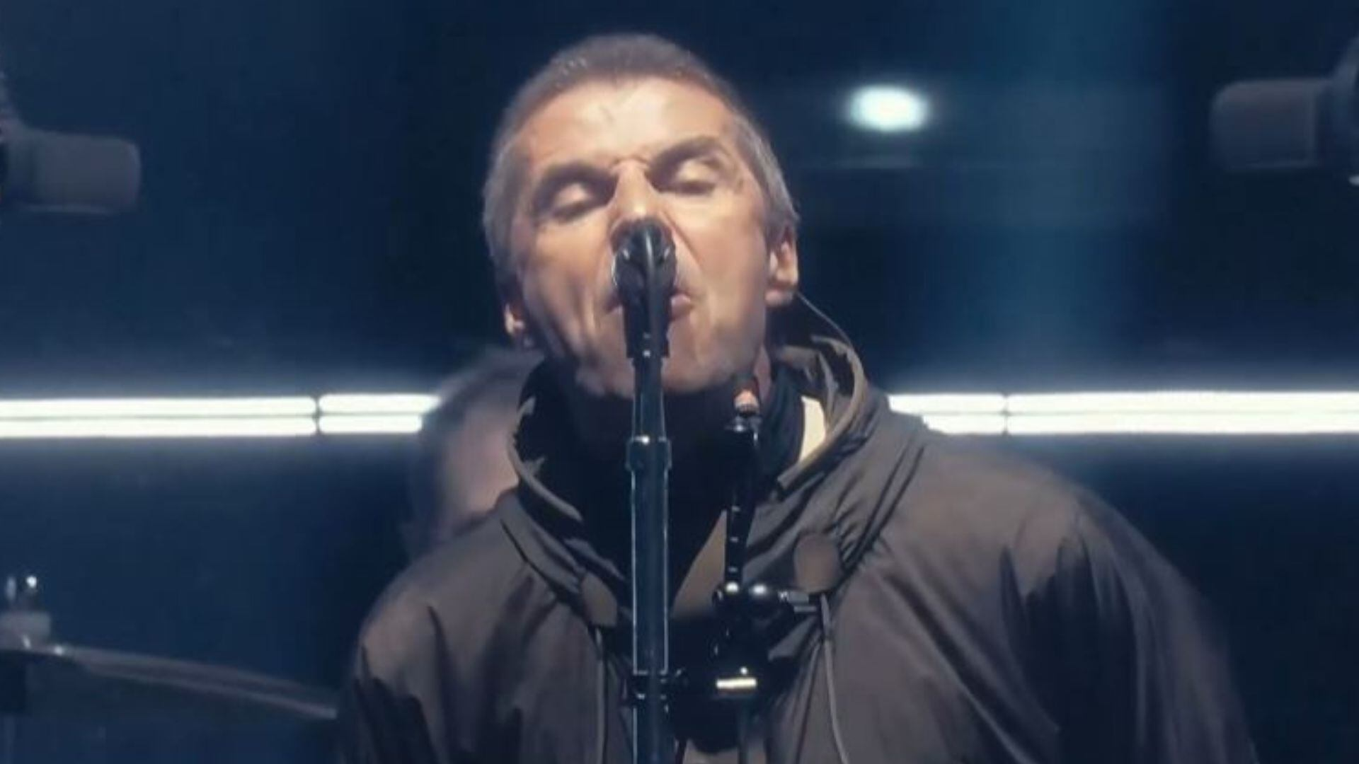 Oasis se pronuncia após morte de homem de 40 anos que caiu de arquibancada em show