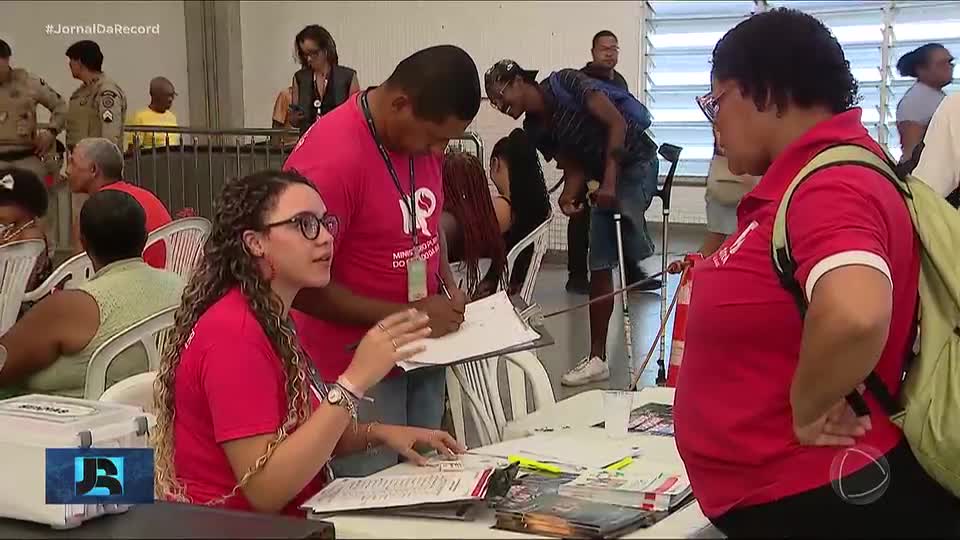 Quase 2 milhões de brasileiros não têm o nome do pai na certidão de nascimento