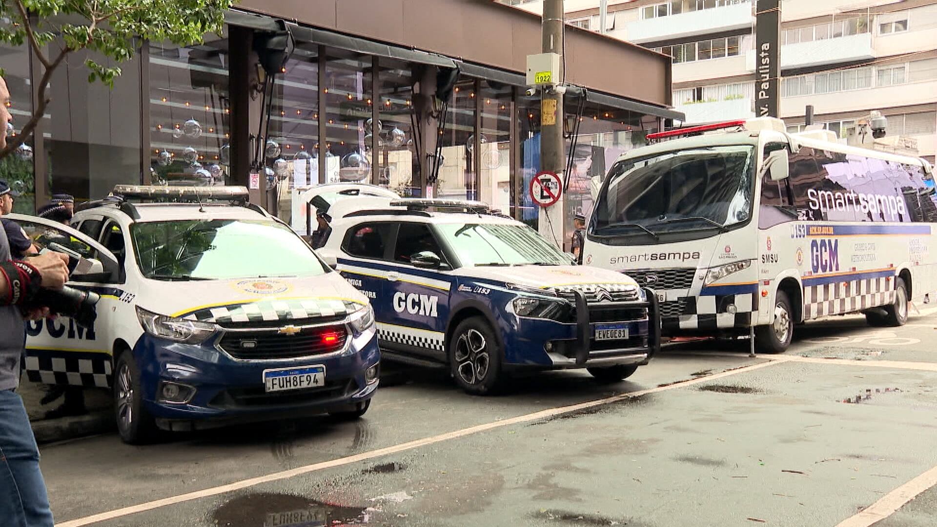 Guarda civis disparam e são a segunda maior força do país