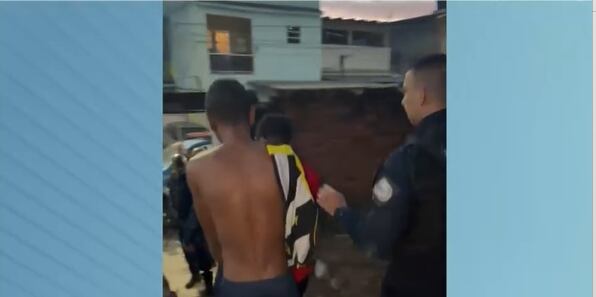 Operação da PM apreende drogas, veículos roubados e gráfica de dinheiro falso na Maré