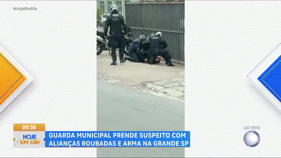 Homem é preso com nove alianças roubadas escondidas no tênis em Taboão da Serra (SP)