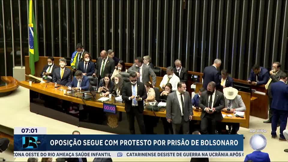 Oposição segue com protesto por prisão de Bolsonaro