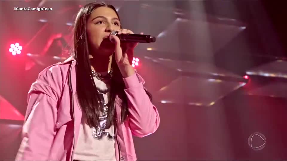 Raízes musicais: Luiza Peliçari faz 94 jurados cantarem ‘I See Red’, de Everybody Loves an Outlaw