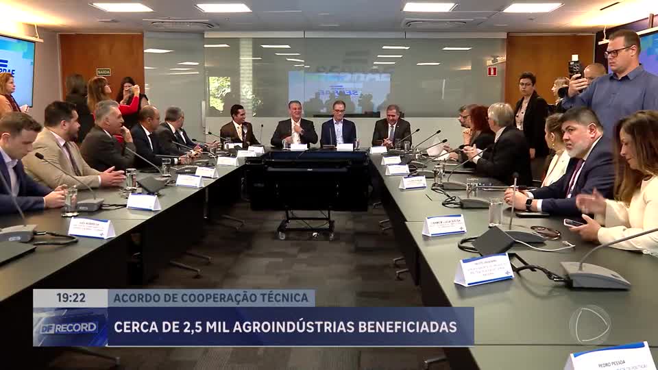 Acordo amplia mercado nacional para pequenos produtores rurais