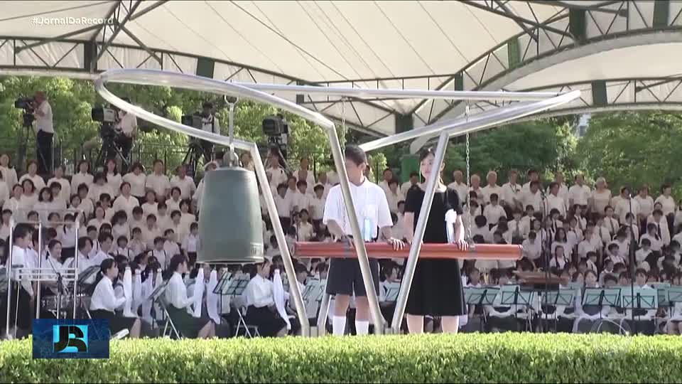 Japão faz cerimônia para lembrar os 80 anos do lançamento da bomba atômica em Hiroshima