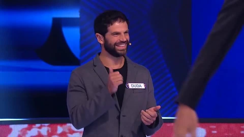 11 famosos comemoram o Dia dos Pais disputando um prêmio de até R$ 300 mil no Acerte ou Caia!