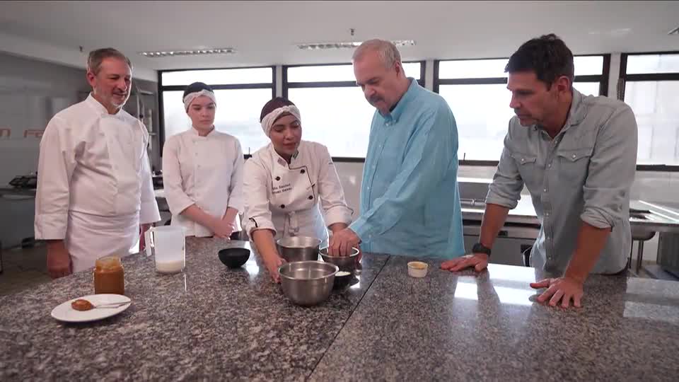 Idade Real: Gilberto Barros experimenta receitas fit e mostra como comer bem sem abrir mão do sabor