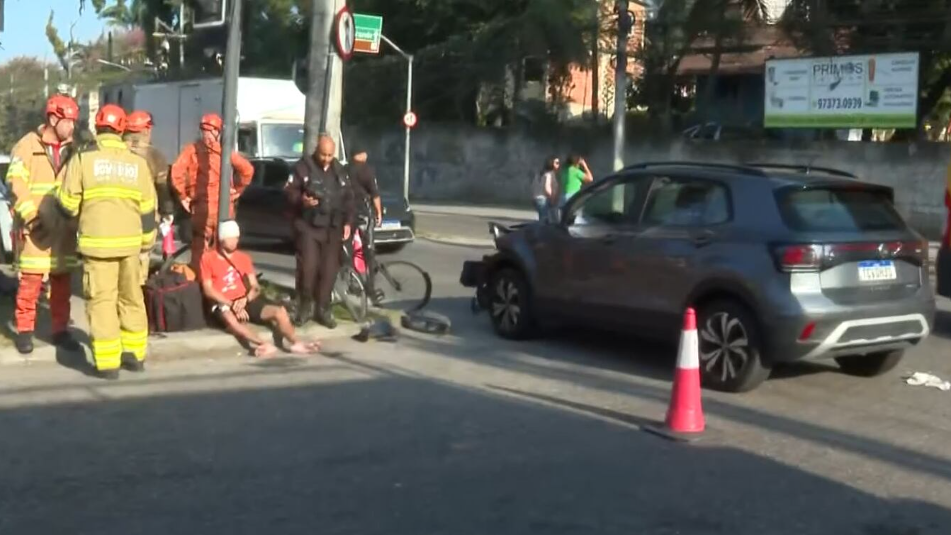 Ex-jogador do Botafogo atropela quatro pessoas em Vargem Grande, zona oeste do Rio